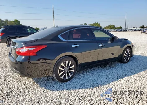 2017 Nissan Altima 2.5 z USA, uszkodzony, nr VIN 1N4AL3AP1HC217050